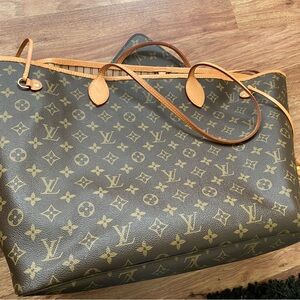 Louis Vuitton purse